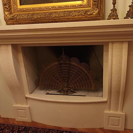 B&B Ai Due Santi Lecce Bagian luar foto