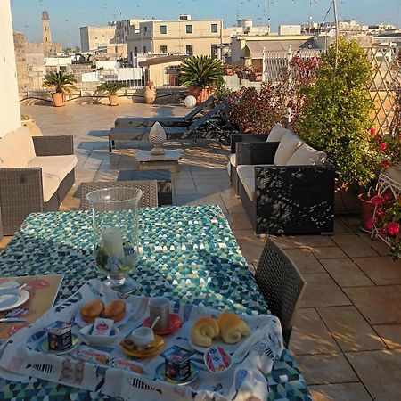 B&B Ai Due Santi Lecce Bagian luar foto