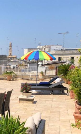 B&B Ai Due Santi Lecce Bagian luar foto